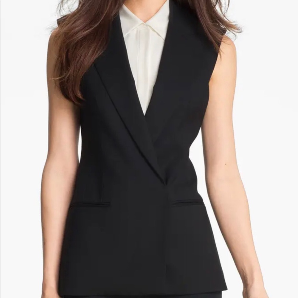 Theory Annea Sleeveless Blazer